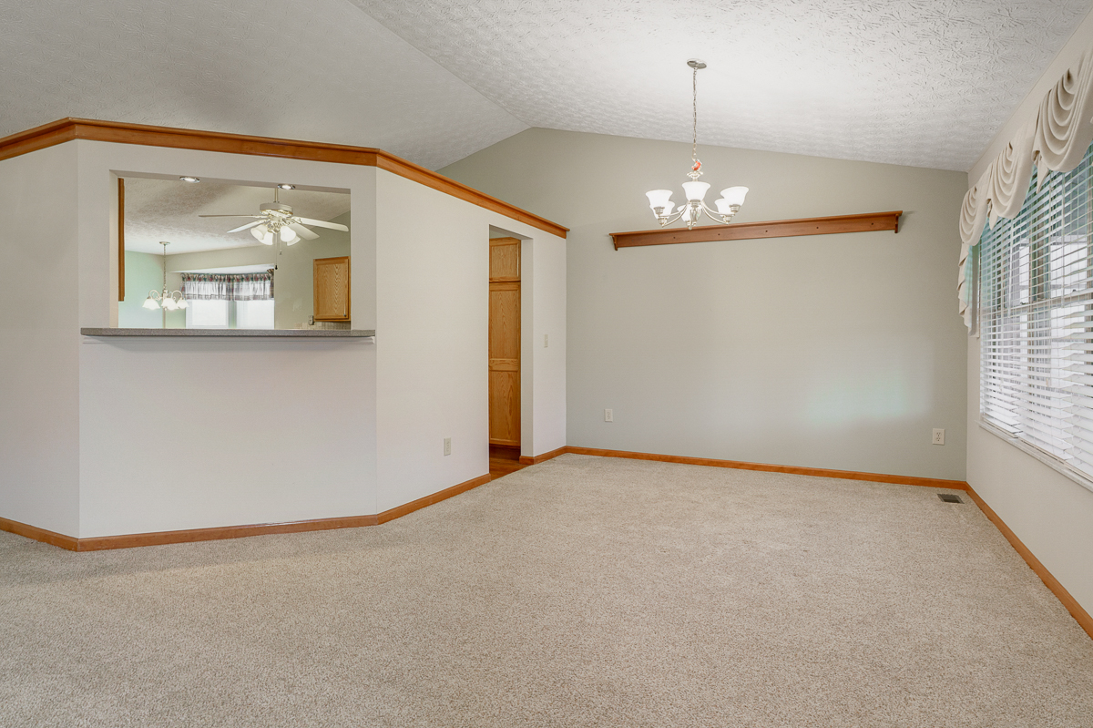 7962 Earldale Ct-11