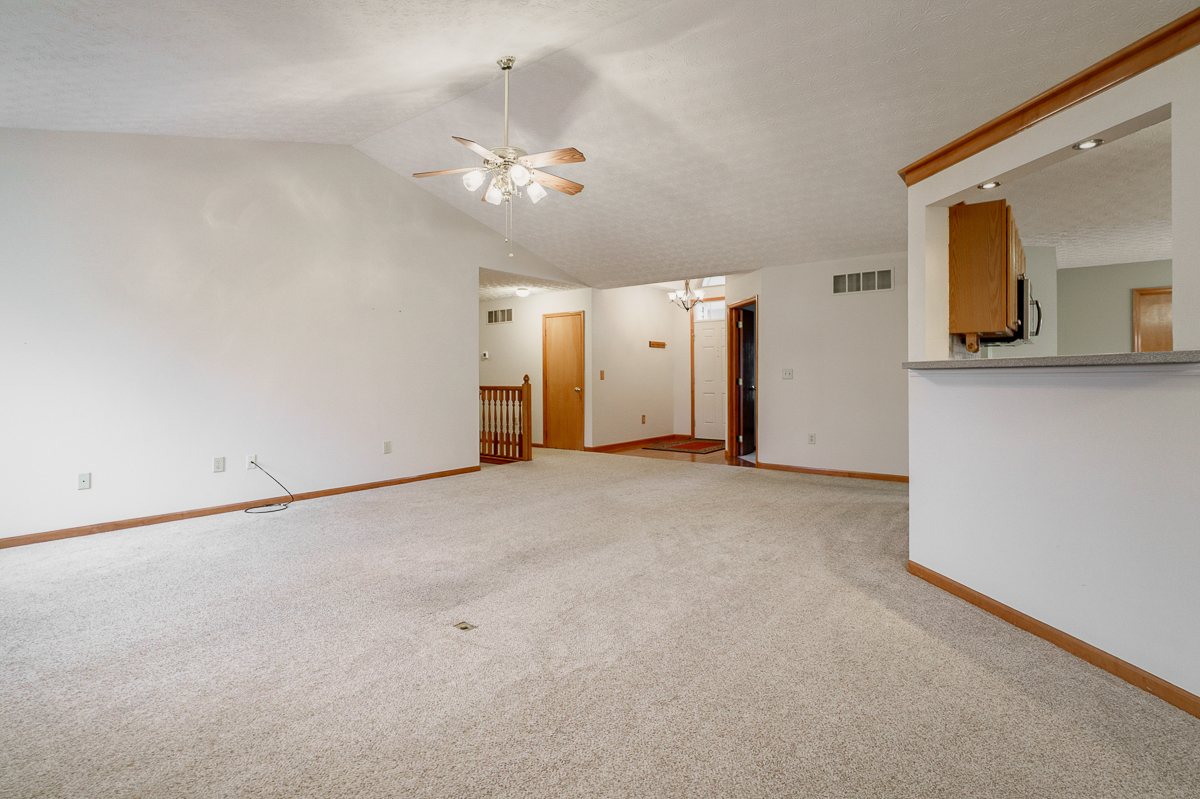 7962 Earldale Ct-12