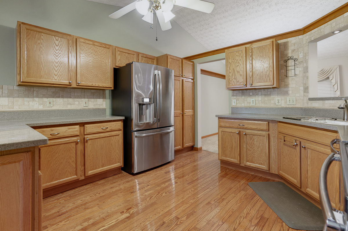 7962 Earldale Ct-18