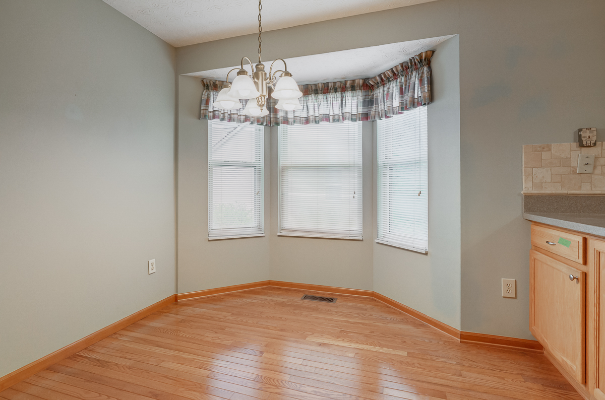 7962 Earldale Ct-20