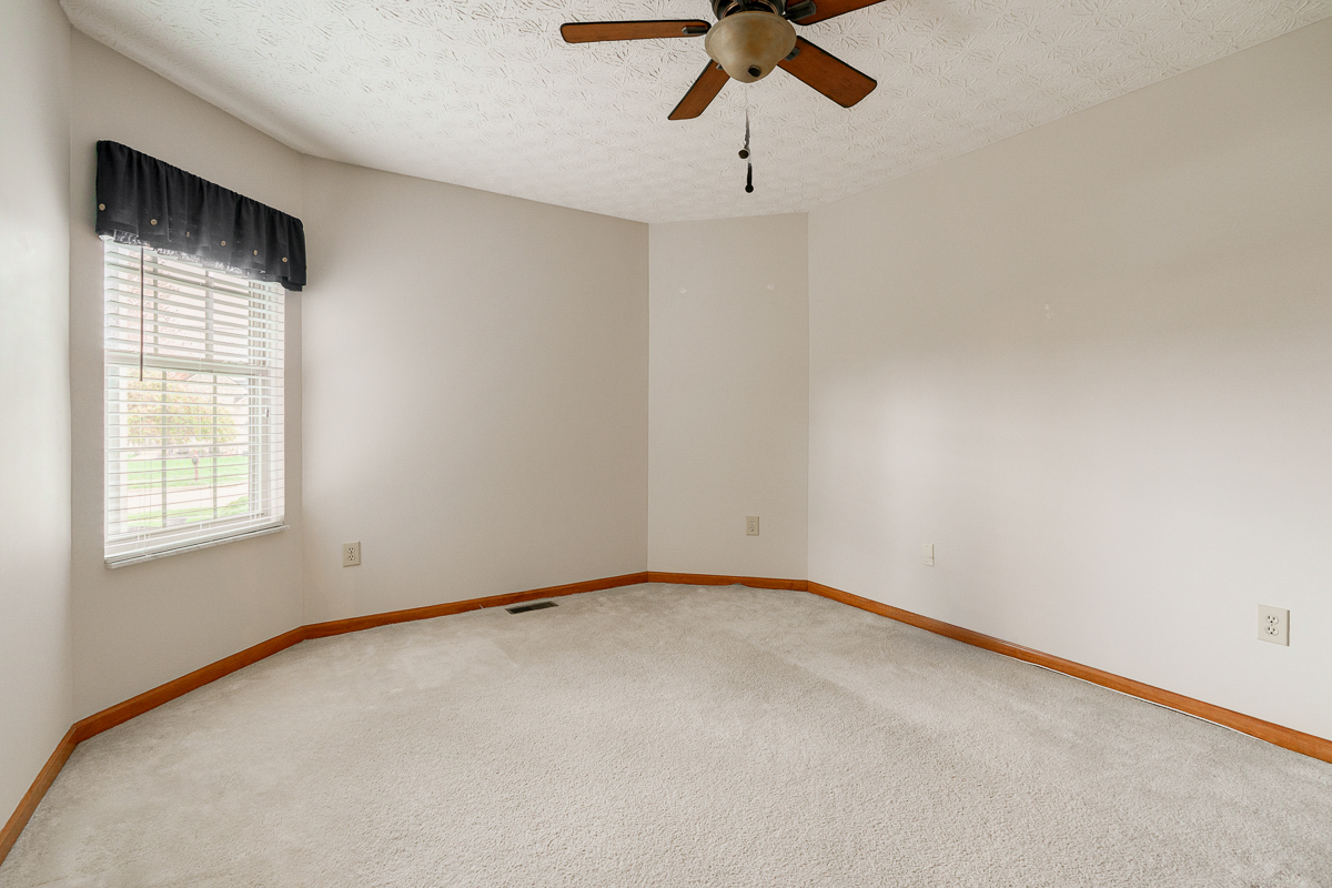 7962 Earldale Ct-23