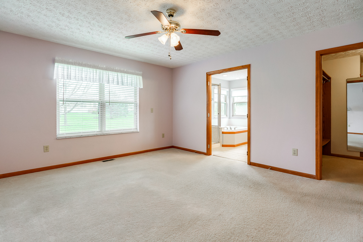 7962 Earldale Ct-30