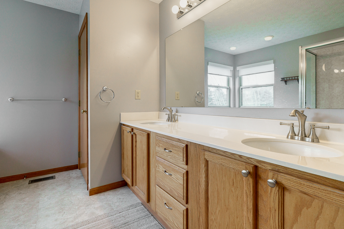 7962 Earldale Ct-31