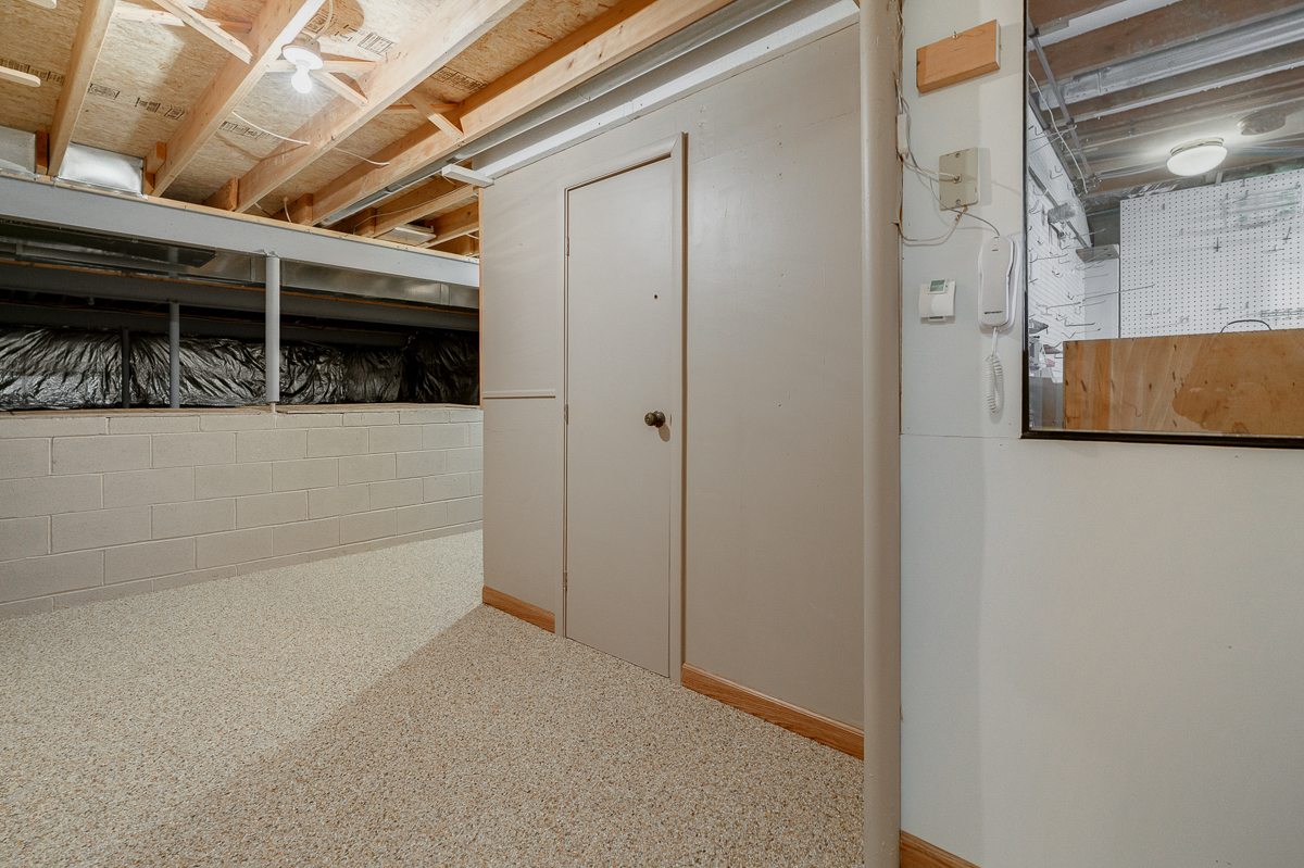 7962 Earldale Ct-39