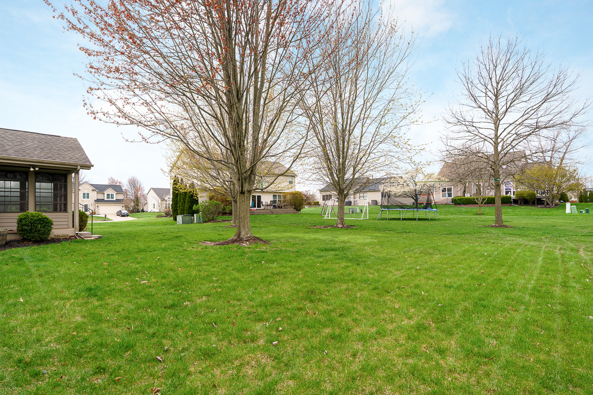 7962 Earldale Ct-7