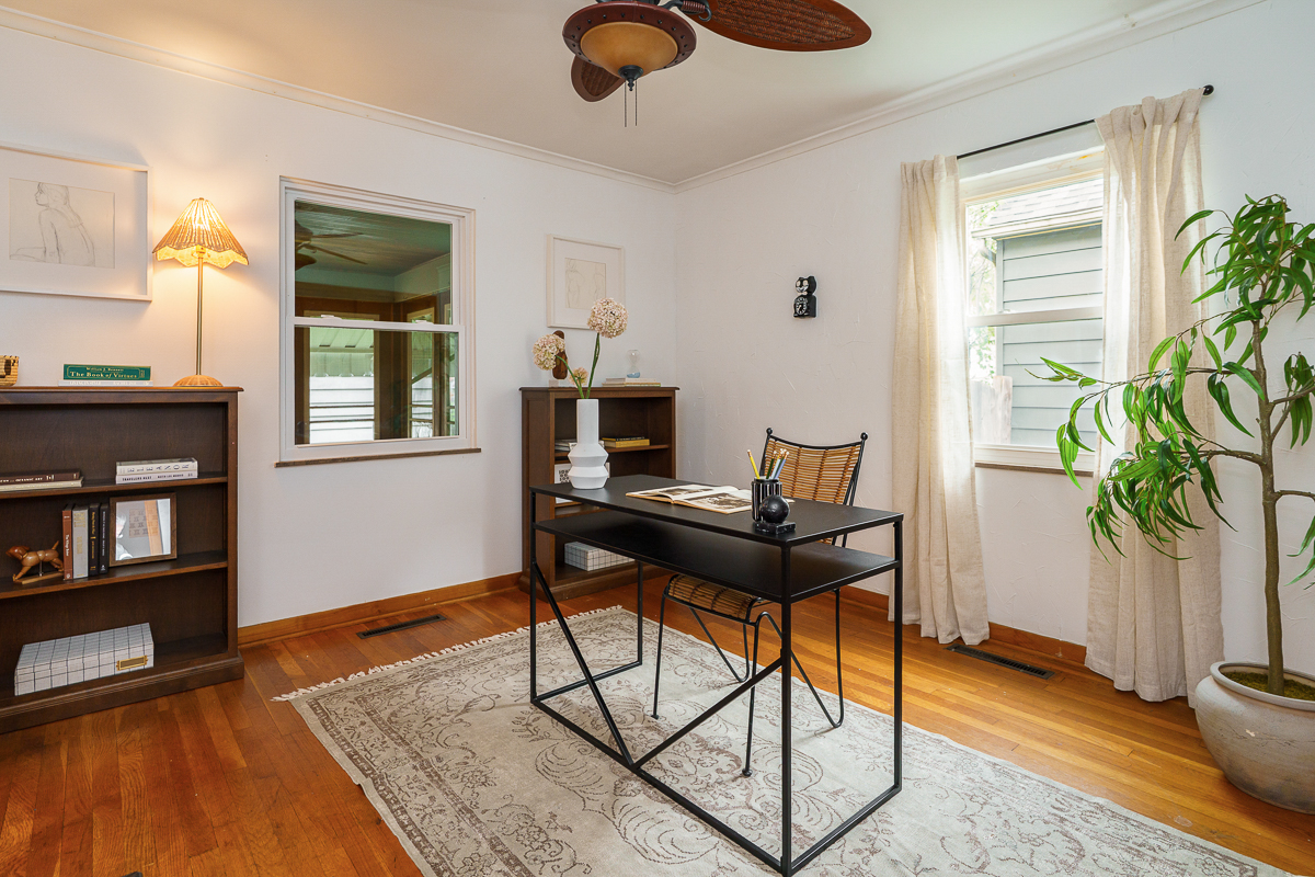 799 Montrose Ave-27
