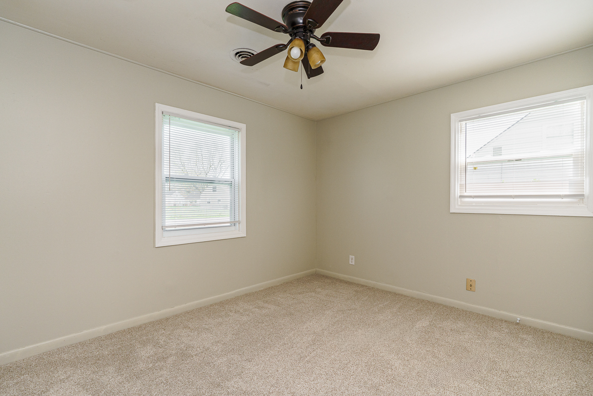 805 Exeter Rd-19