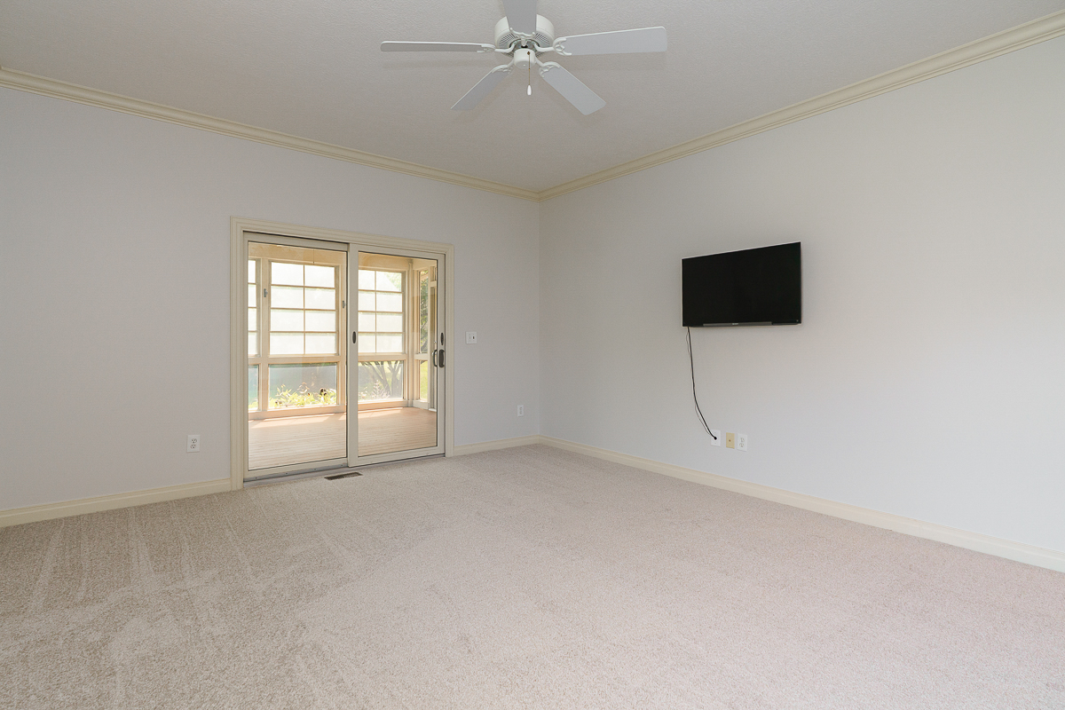 8065 Campbell Ln-26