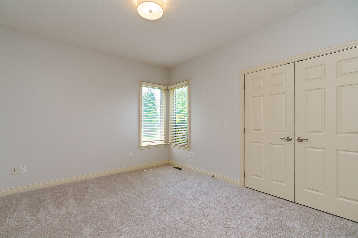 8065 Campbell Ln-31