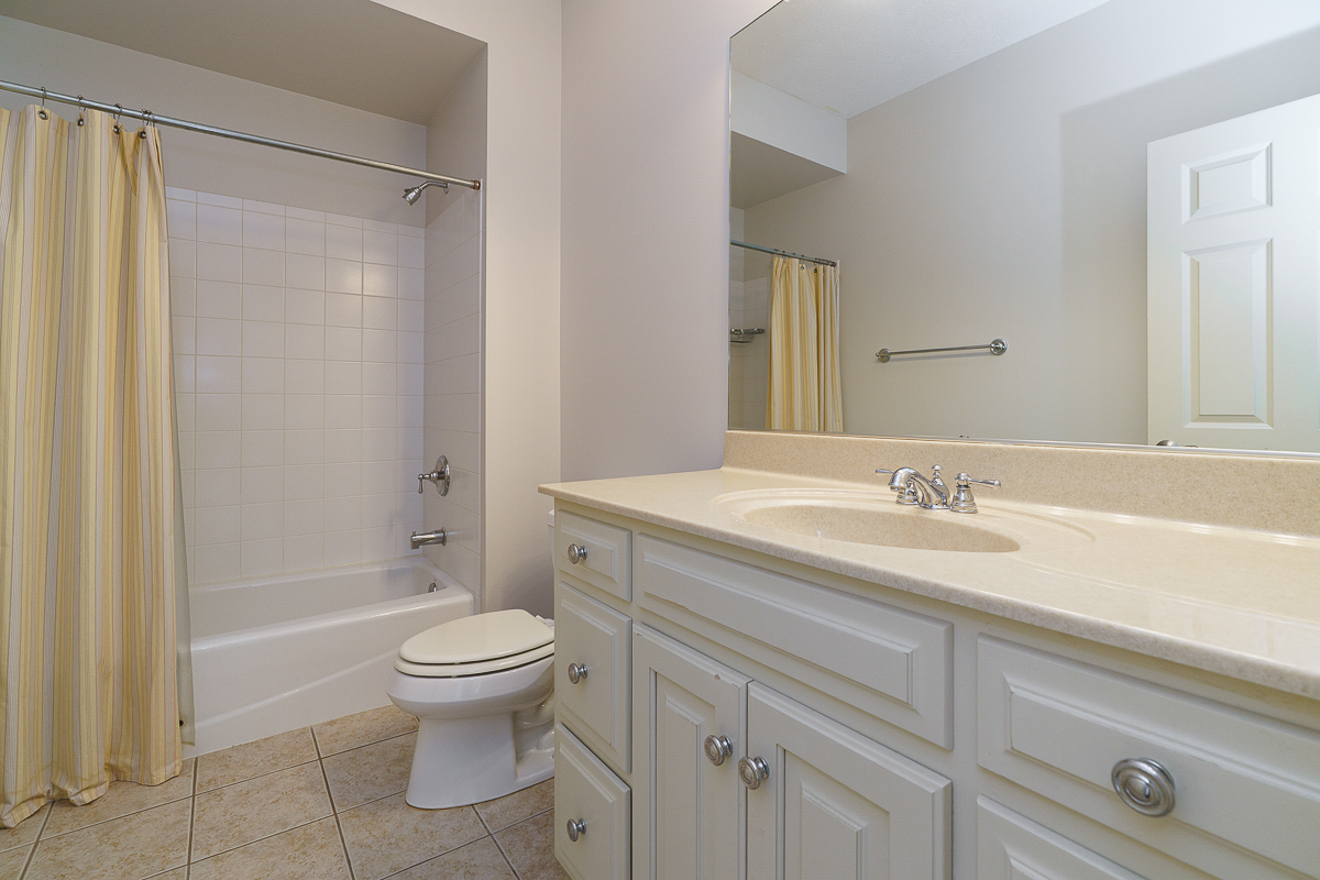 8065 Campbell Ln-32