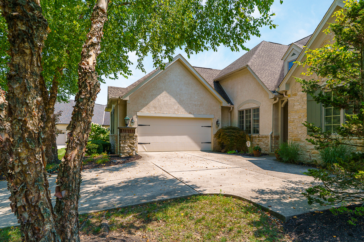 8065 Campbell Ln-8