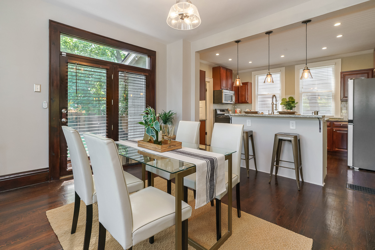 866 s Lazelle St-22