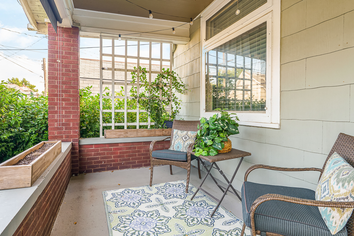 866 s Lazelle St-5