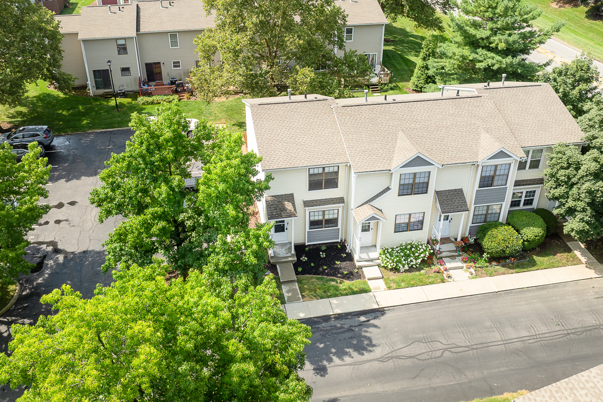 875 Soramill Ln-9