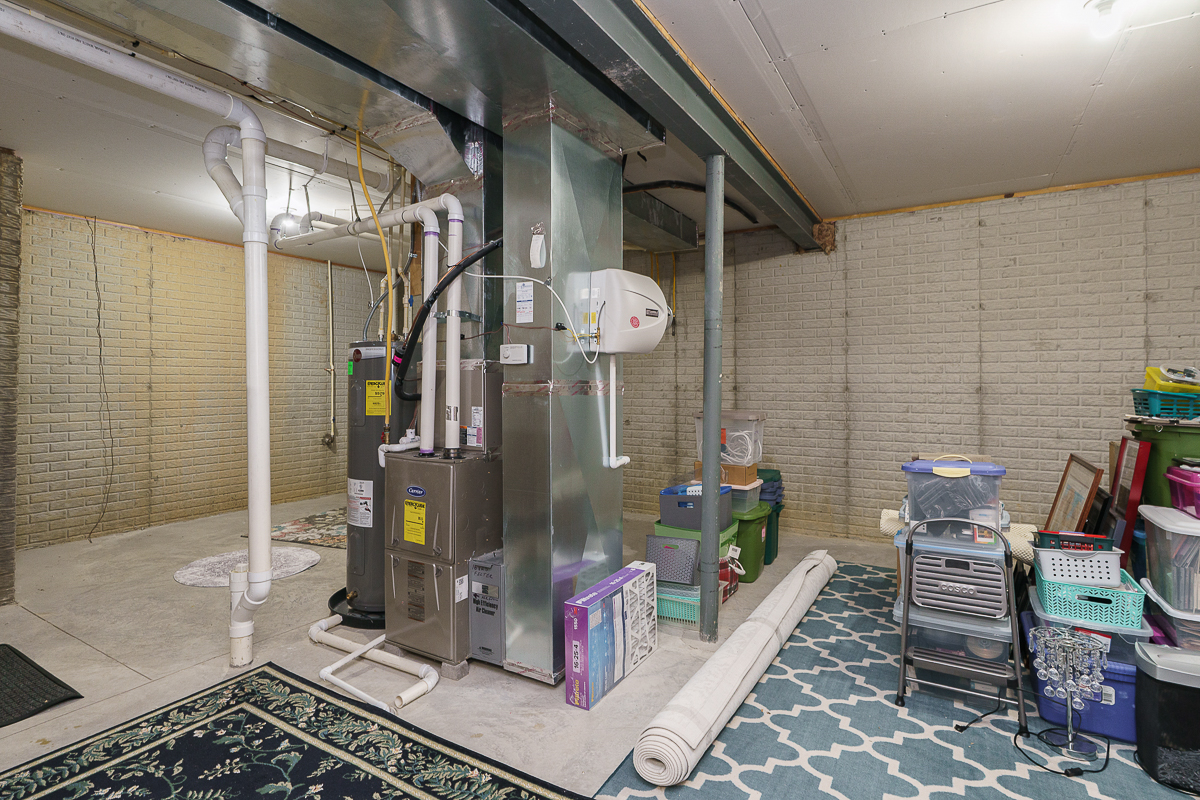 9307 Brolio Villa Dr-19