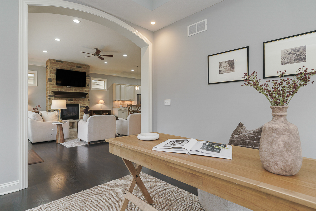 9307 Brolio Villa Dr-45