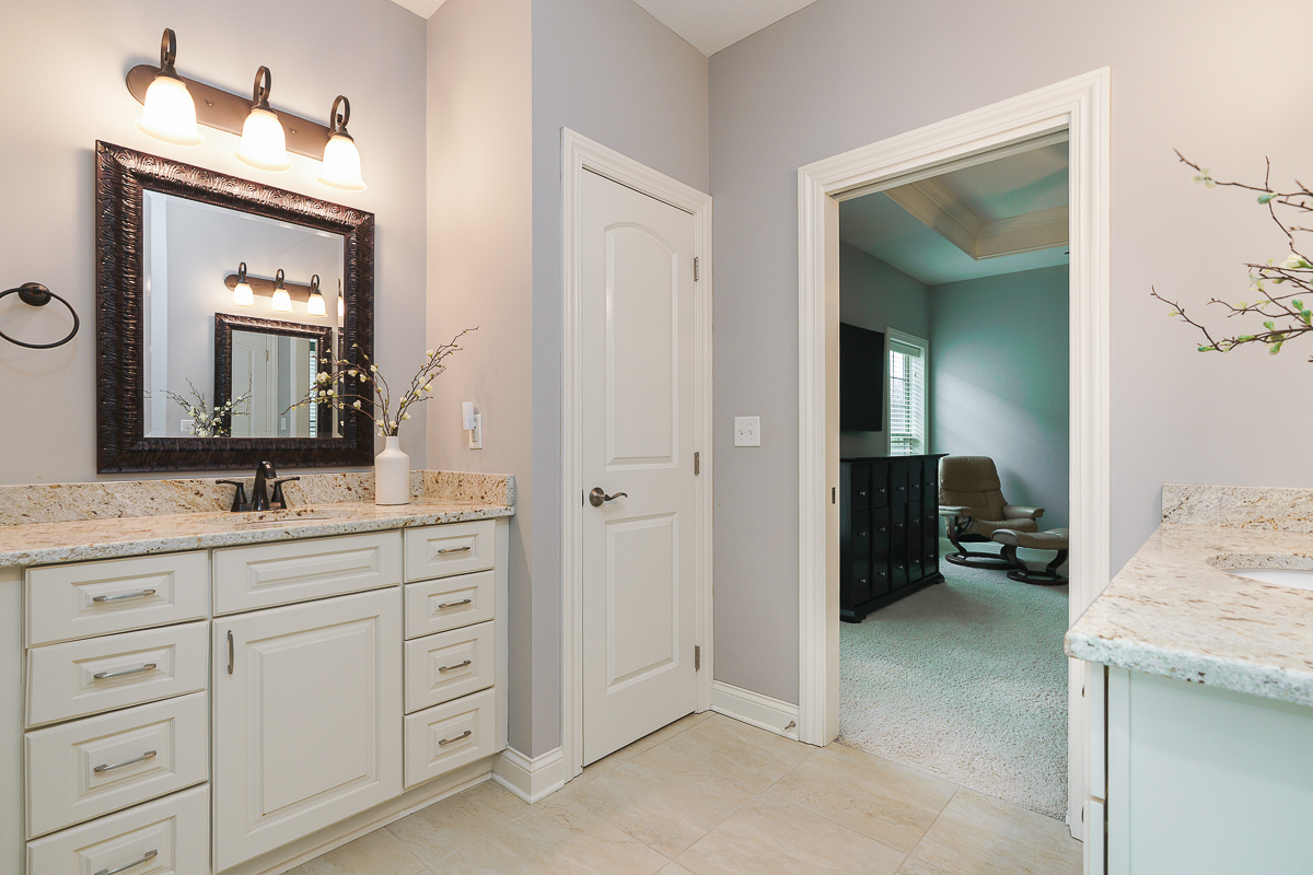 9307 Brolio Villa Dr-52