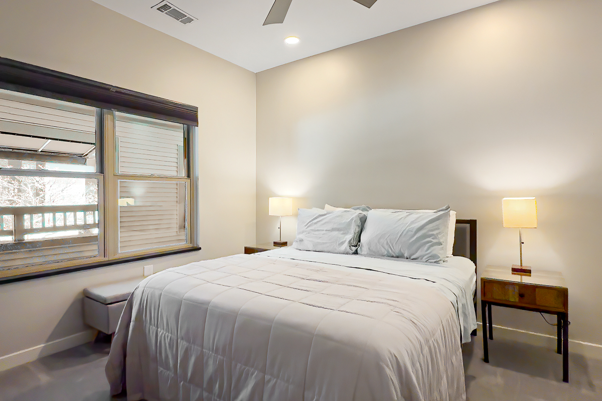 53 Buttles Ave BR-1