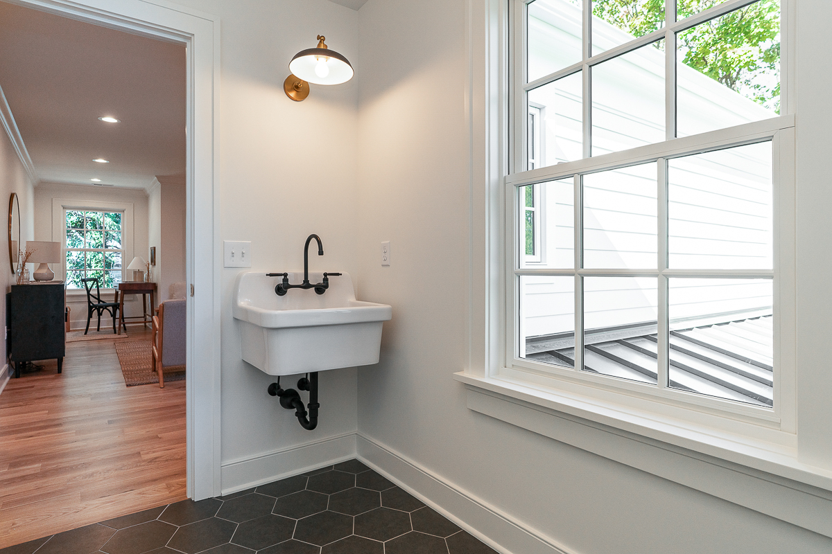 1565 Berkshire Rd.-80