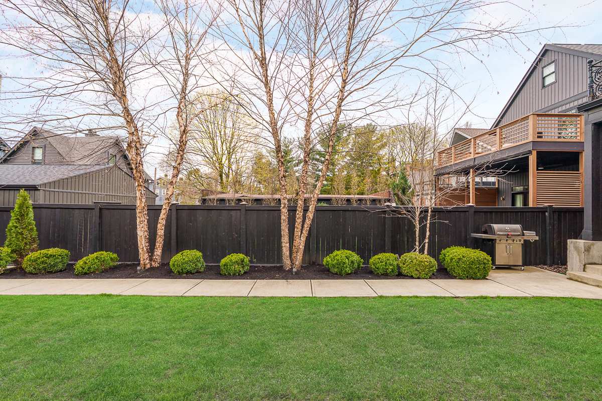 251 Deshler Ave EXT-5