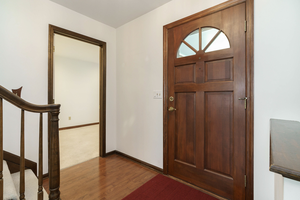988 Danvers Ave-13