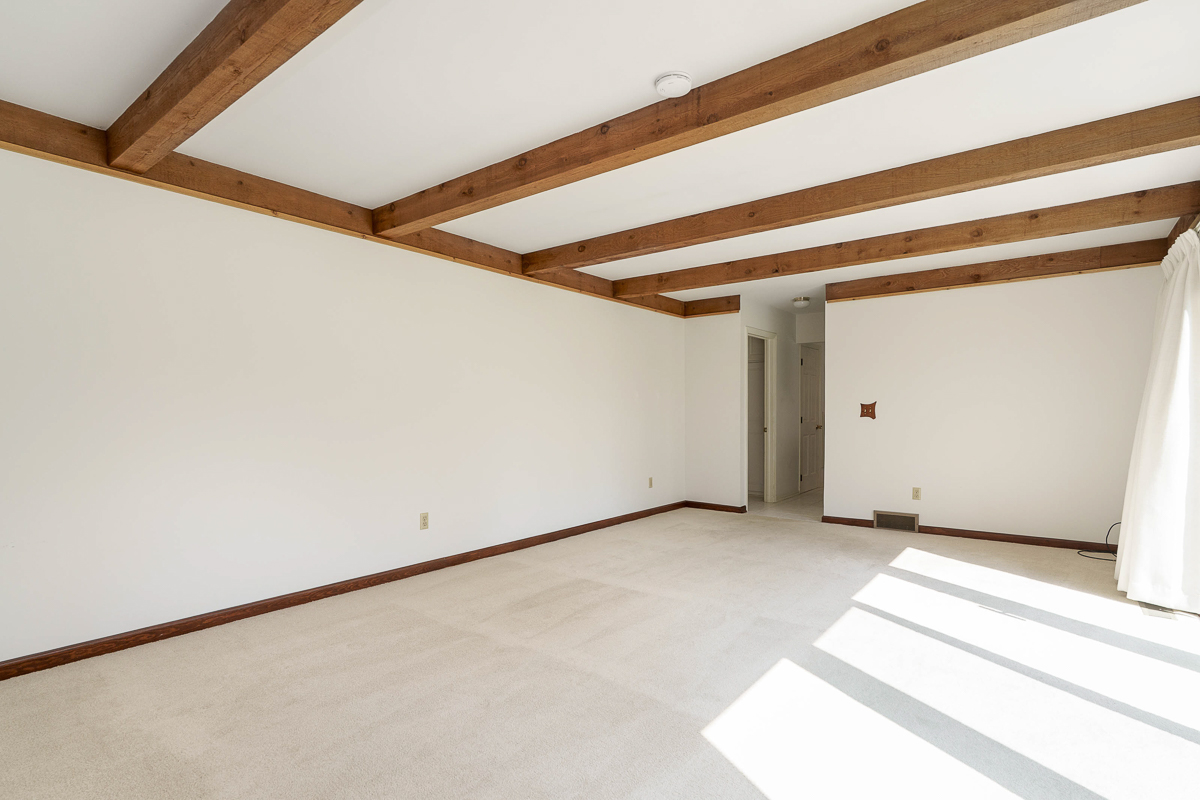 988 Danvers Ave-28