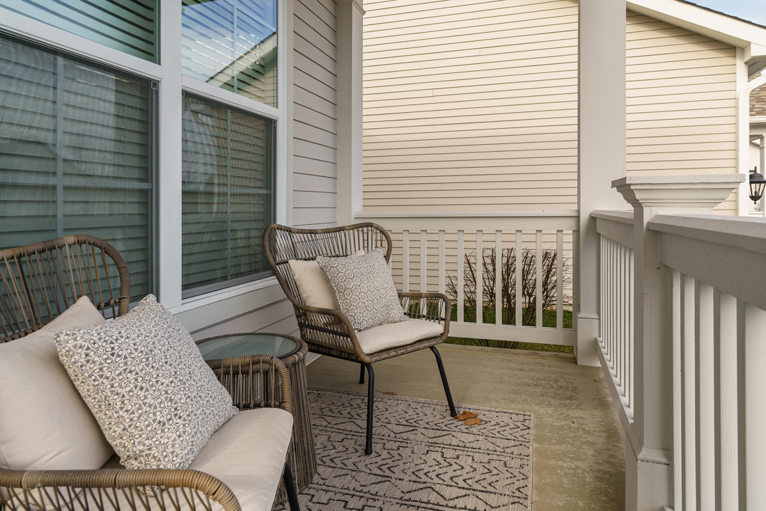 7652 Gateway Blvd --3