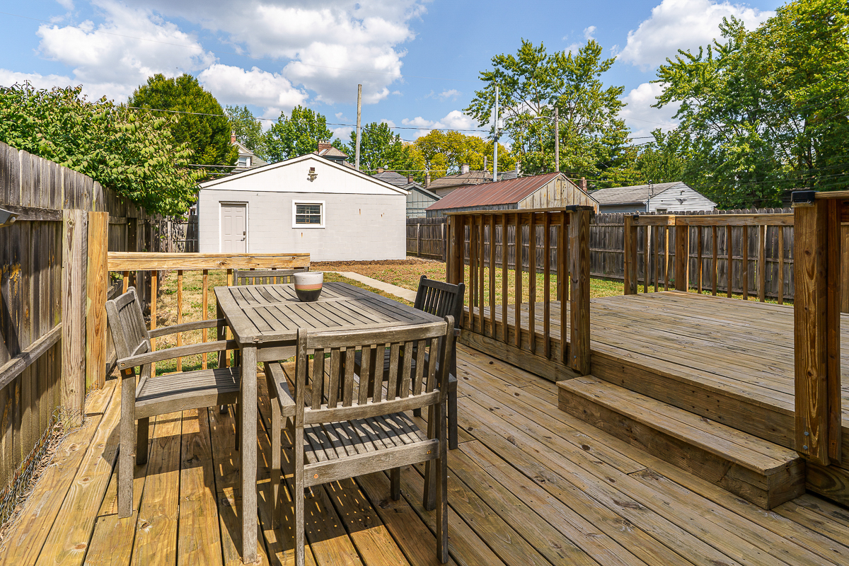 130 e Gates St.--3