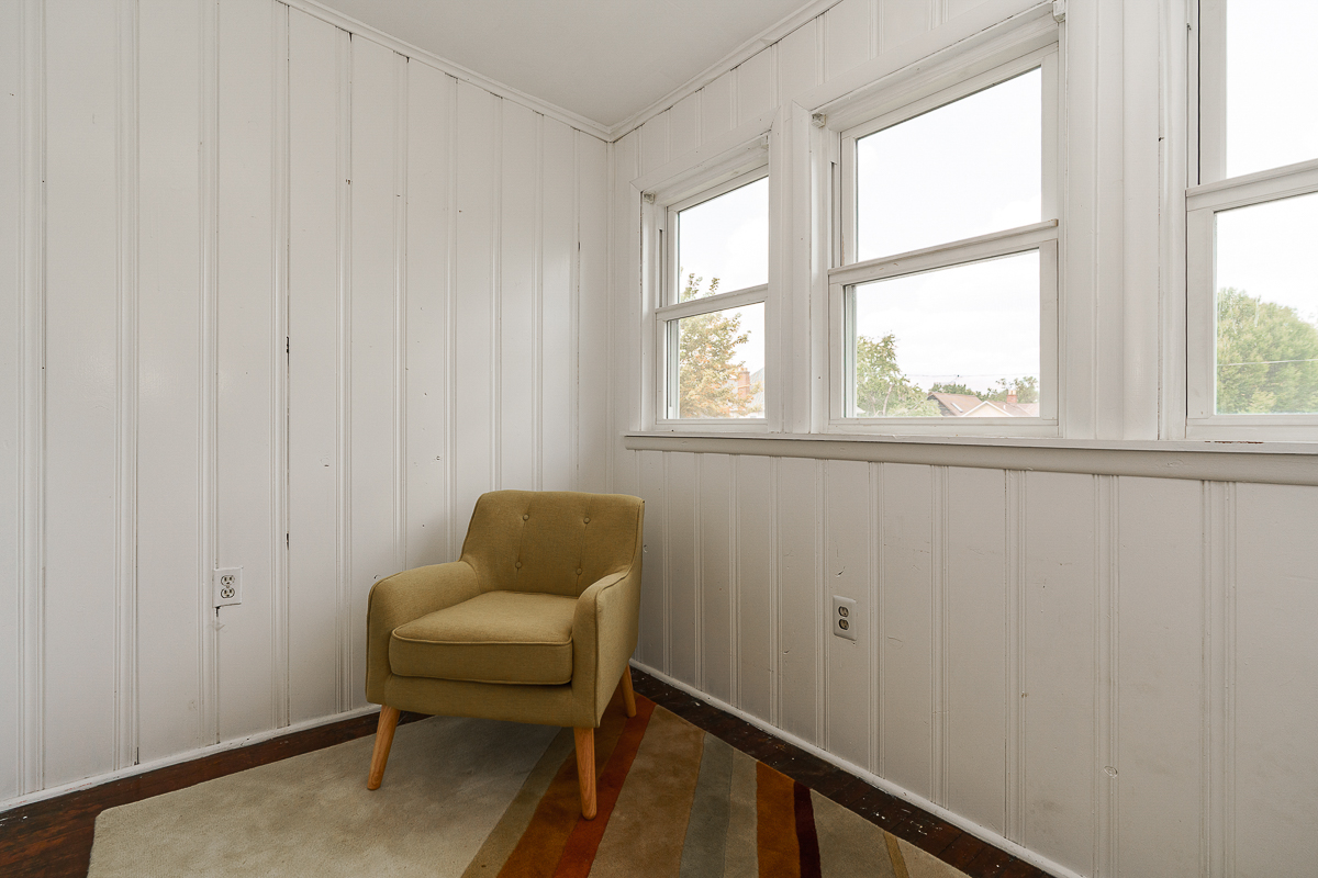 130 e Gates St.--32