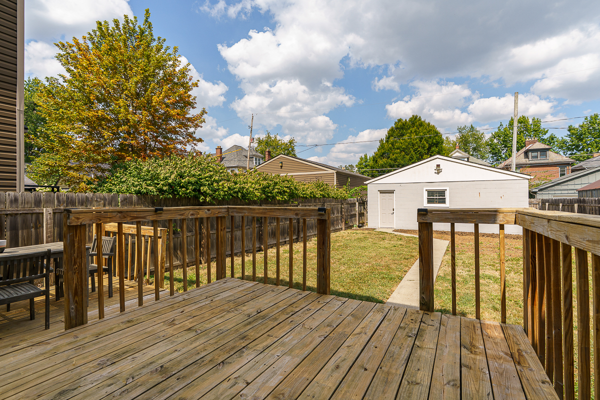 130 e Gates St.--4