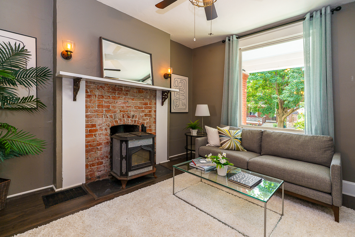 130 e Gates St.--8