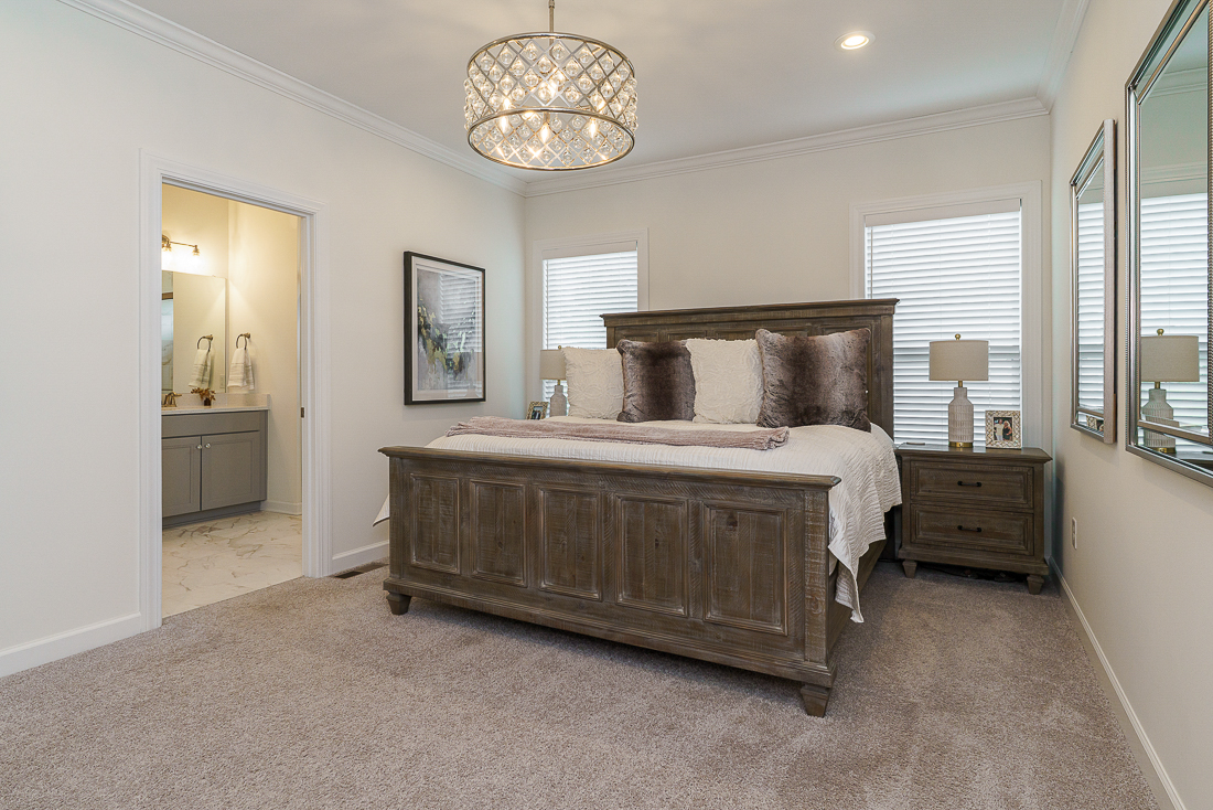 7678 Gateway Blvd-25