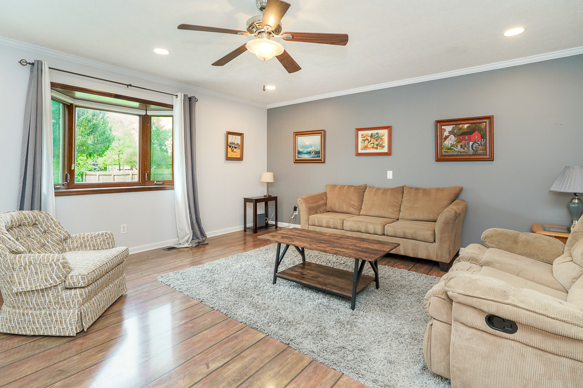 2135 JODILEE CT-19