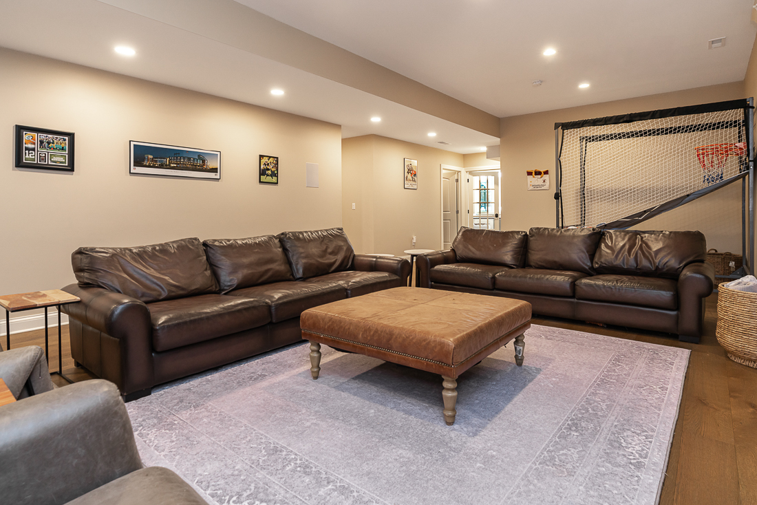 7286 Lambton Green N Interiors-3