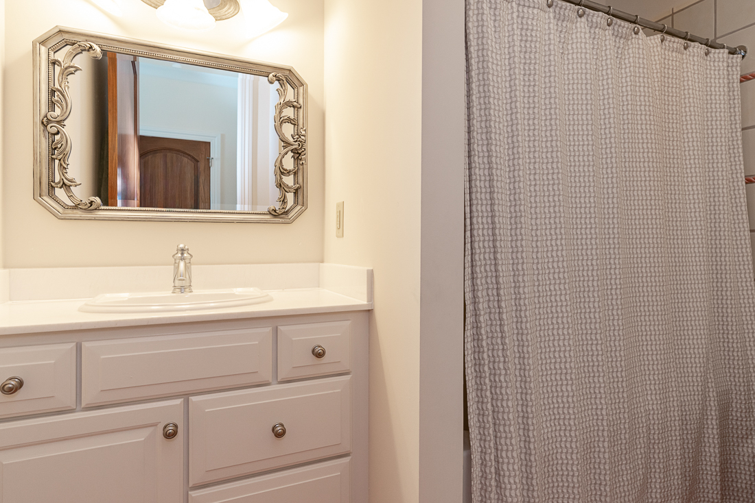 7286 Lambton Green N Interiors-66