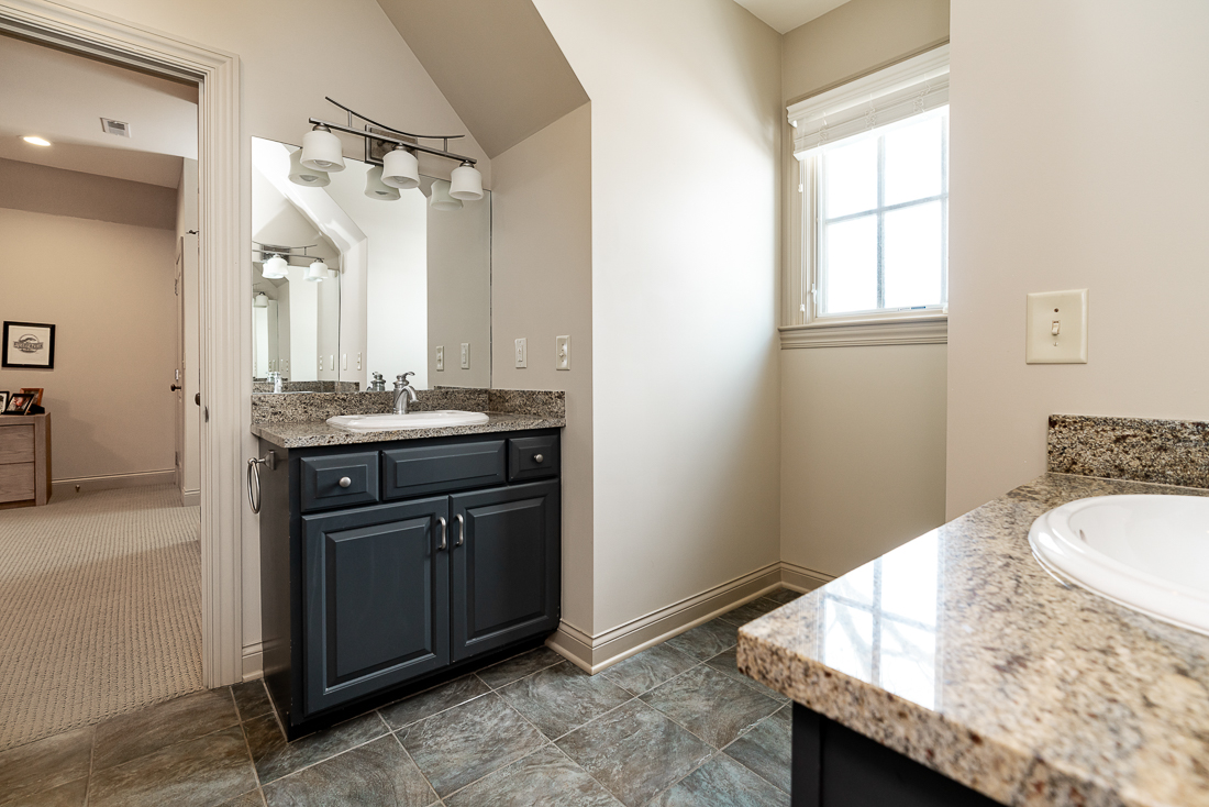 7286 Lambton Green N Interiors-80