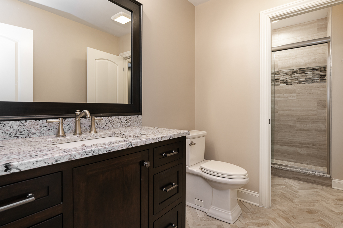 7286 Lambton Green N Interiors-9