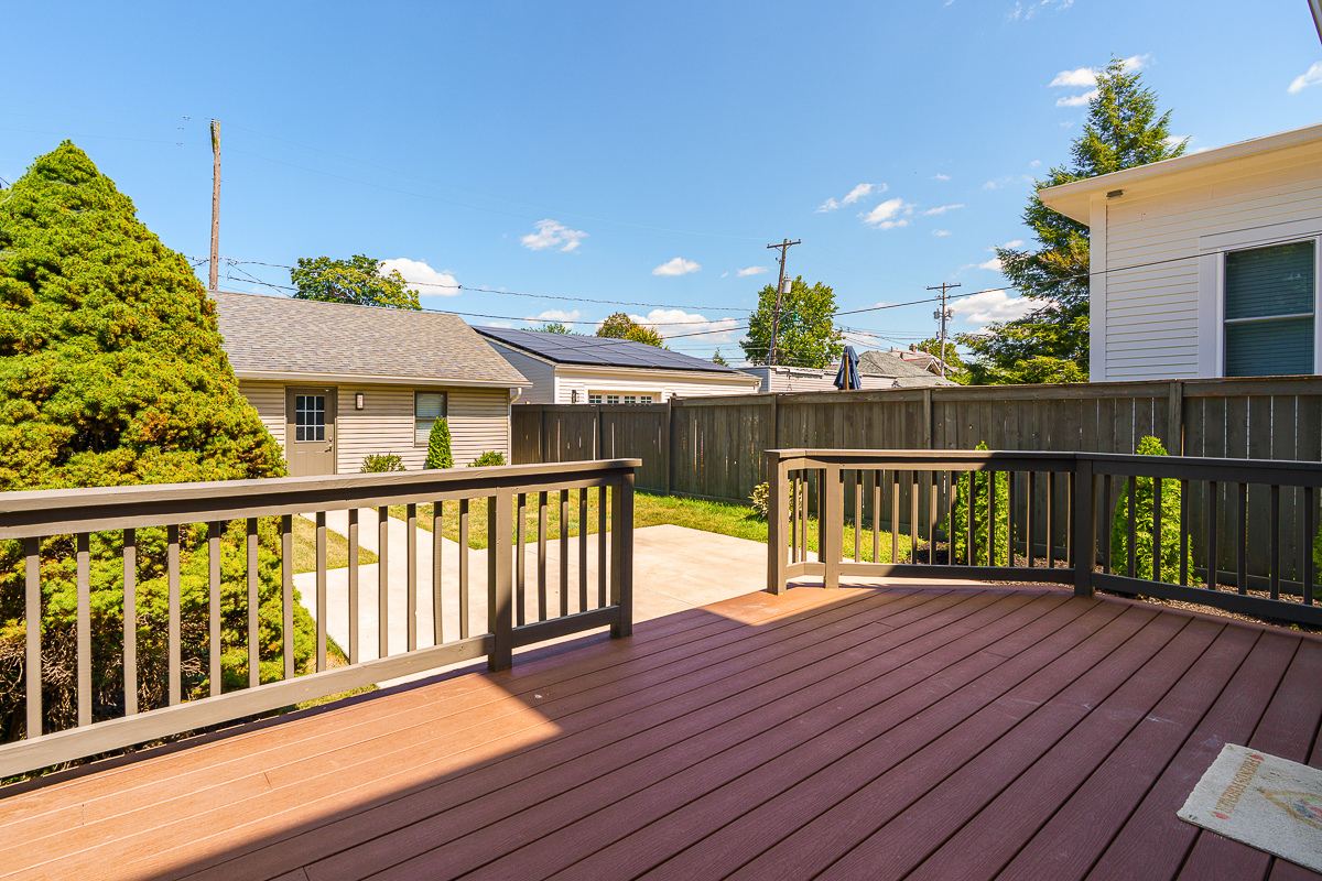144 Mithoff St EXT-6