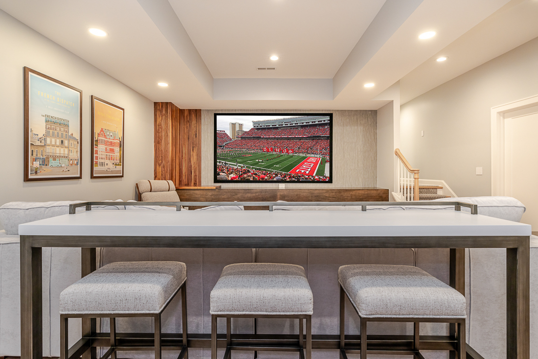 1968 N Devon Rd.-114