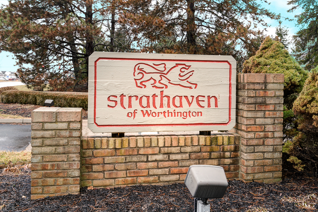1114 Strathaven Dr North-1