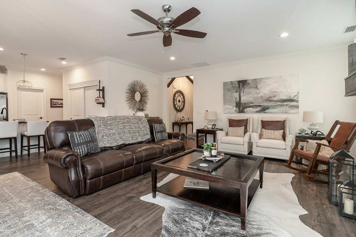 7737 Strickland Dr---13