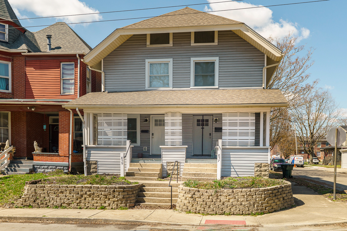 857-859 Wilson Ave-35