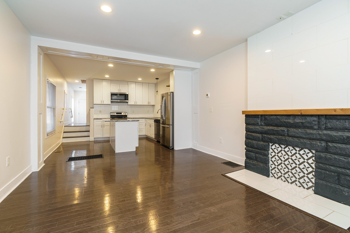857-859 Wilson Ave-45