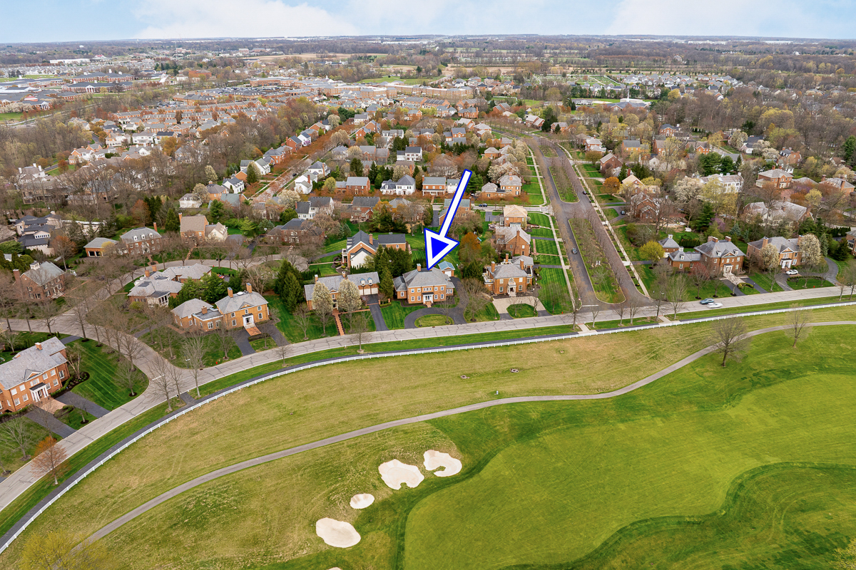 4945 Yantis Dr ext-3
